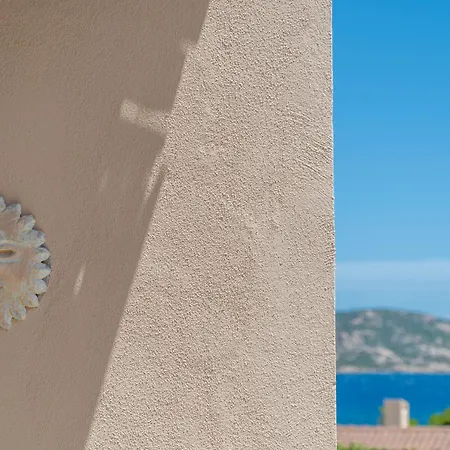 Semesterbostad House Punta Nera